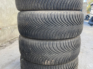 Se vând 4 cauciucuri 215/55 r 16 (michelin) 2550 lei! foto 5