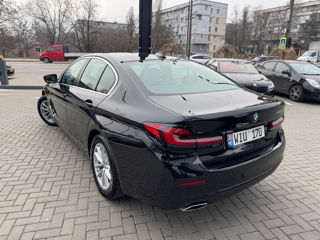 BMW 5 Series foto 6