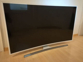 Smart 4K Samsung 55" - 140 cm.