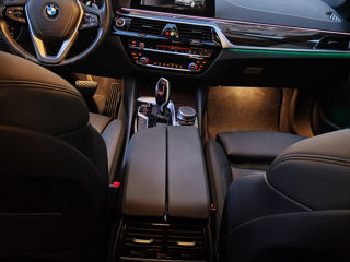 BMW 5 Series foto 6