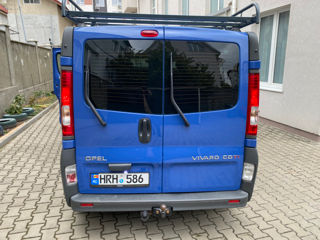 Opel Vivaro foto 9