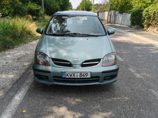 Nissan Almera Tino, 2001 г.