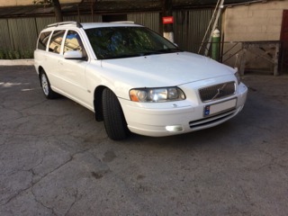 Volvo V70 foto 1