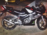 Honda cbr125 foto 4