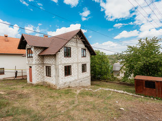 Casa la trei minute de Chisinau foto 3