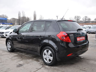 KIA Ceed foto 6