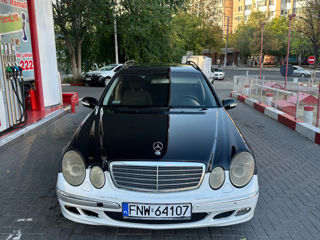 Mercedes E-Class foto 6