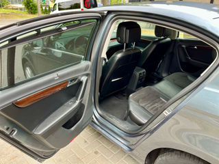 Volkswagen Passat foto 4