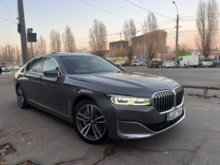 BMW 7 Series foto 3