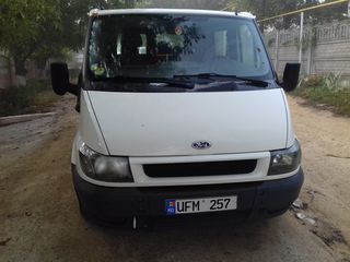 Ford Transit foto 1