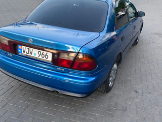 Mazda 323 foto 7