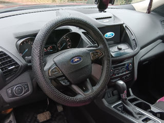 Ford Escape foto 4