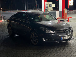 Opel Insignia foto 2