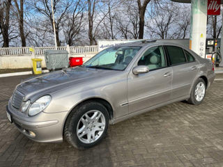 Mercedes E-Class foto 3