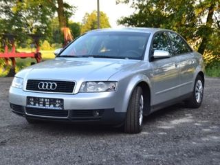 Audi A4 foto 1