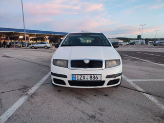 Skoda Fabia foto 2