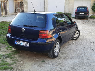 Volkswagen Golf foto 4