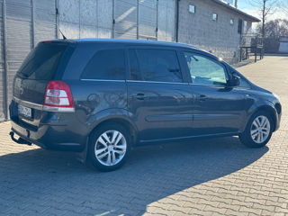 Opel Zafira foto 4