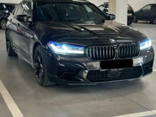 BMW 5 Series foto 4