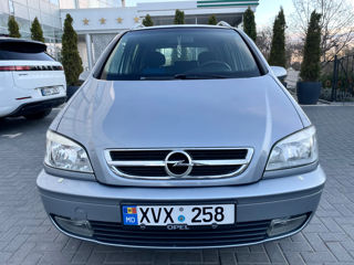 Opel Zafira foto 3