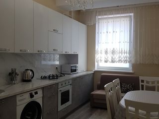 Apartament cu 1 cameră, 48 m², Centru, Chișinău foto 4