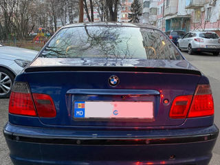 BMW 3 Series foto 8