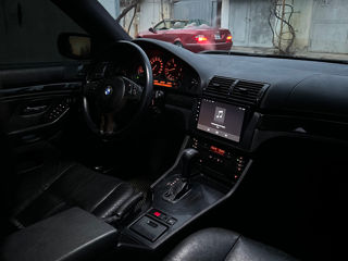 BMW 5 Series foto 9