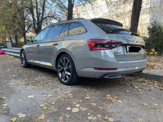 Skoda Superb foto 4