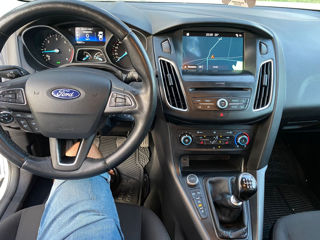 Ford Focus foto 6