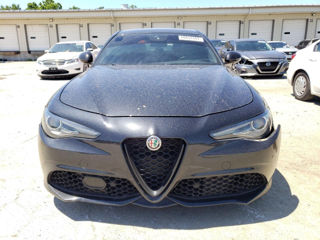 Alfa Romeo Giulia foto 3