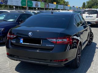 Skoda Superb foto 3