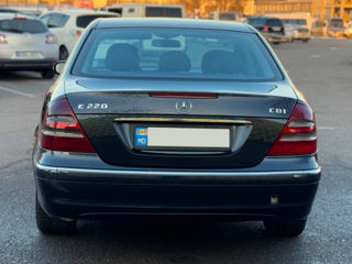 Mercedes E-Class foto 7