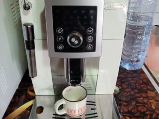 Delonghi ECAM 23.210.W