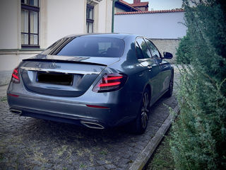 Mercedes E-Class foto 3