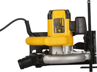 Ferastrau circular dewalt dwe560/ пила дисковая dewalt dwe560 foto 3