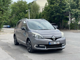 Renault Grand Scenic foto 3