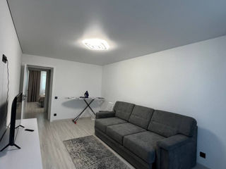 Apartament cu 2 camere, 48 m², Botanica, Chișinău foto 2