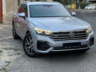 Volkswagen Touareg foto 3