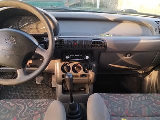 Nissan Micra foto 4