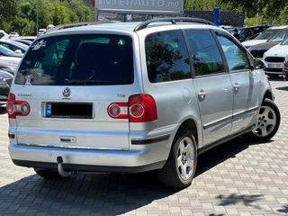 Volkswagen Sharan foto 3