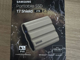 Samsung T7 shield 2TB Black foto 1