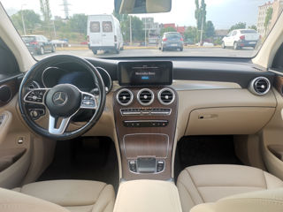 Mercedes GLC foto 7