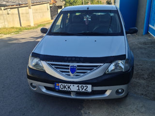 Dacia Logan foto 1