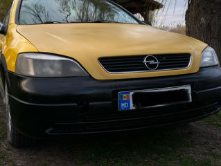 Opel Astra foto 1