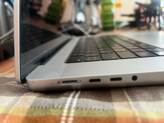 MacBook Pro 16 2021 M1 Pro 16gb/1tb (matrix defect) foto 5