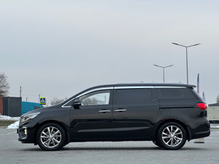 KIA Carnival foto 7