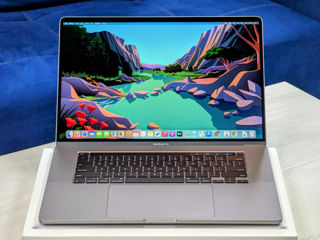 Top ! MacBook Pro 16 Retina 2020 (Core i9 9980HK/32Gb DDR4/1TB SSD/4Gb Radeon Pro 5300M/16")