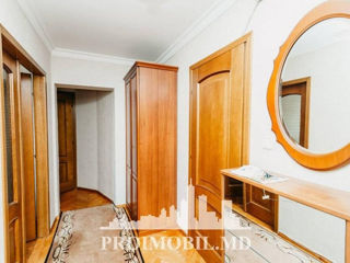 Apartament cu 2 camere, 55 m², Centru, Chișinău foto 8