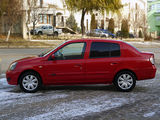 Renault Clio foto 3