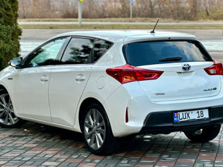 Toyota Auris foto 4